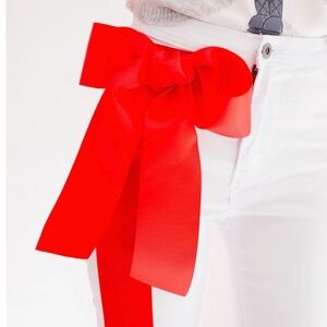 Judith March Women’s White with Bright Red Ribbon Hip Bow. Medium. NWOT.